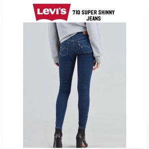 Levi’s 710 Super Skinny Woman’s Stretch Jeans 5 Pocket Red Tab Size 24